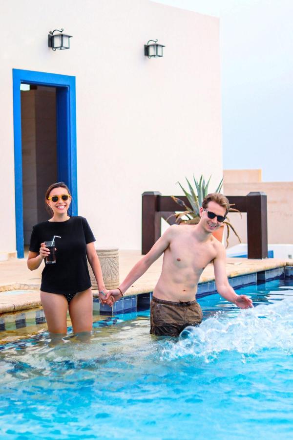 Aqaba Adventure Divers Resort & Dive Center Экстерьер фото