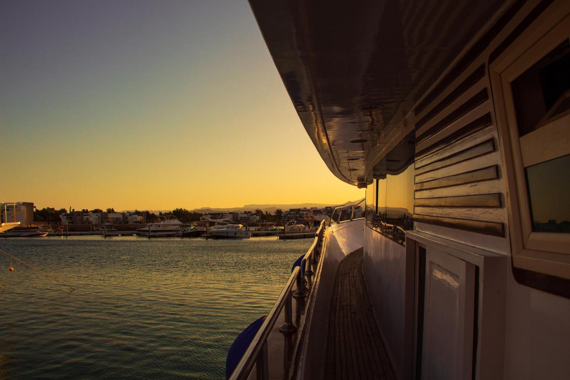 Aqaba Adventure Divers Resort & Dive Center Экстерьер фото